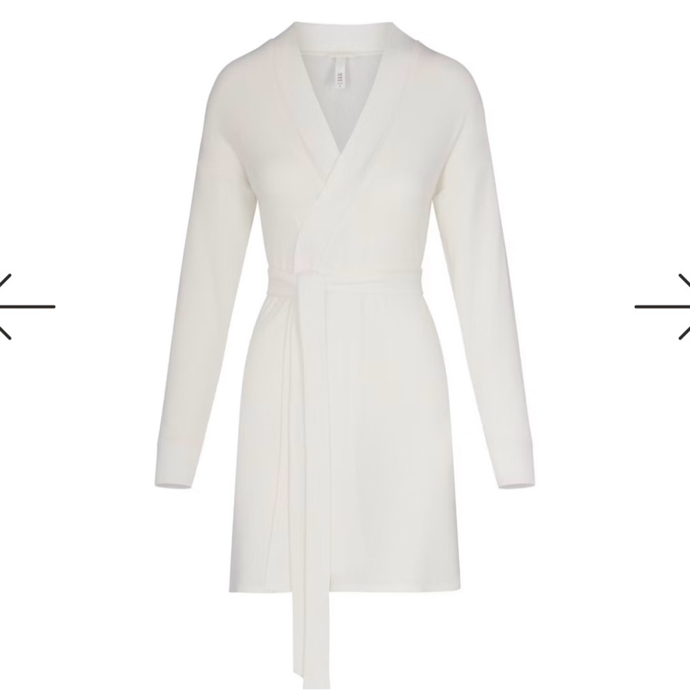 NWT SKIMS Soft Lounge Robe Marble